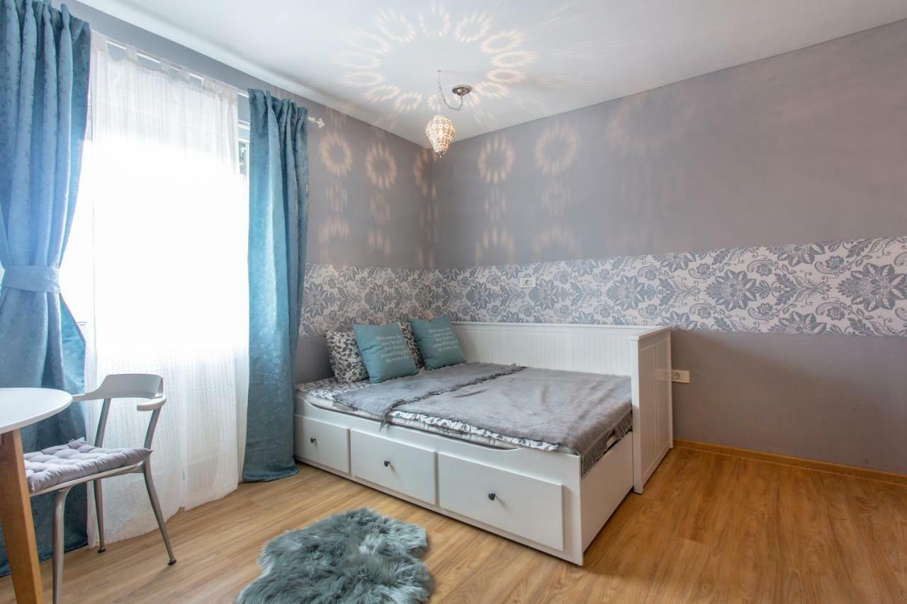 Villa Romana - Free Private Parking Ljubljana Bagian luar foto